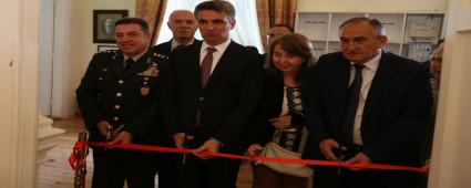 �Atat�rk� konulu foto�raf sergisi a��ld�