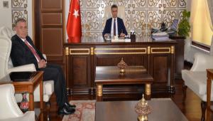 Yeni emniyet m�d�r�nden Vali Baru�'a ziyaret